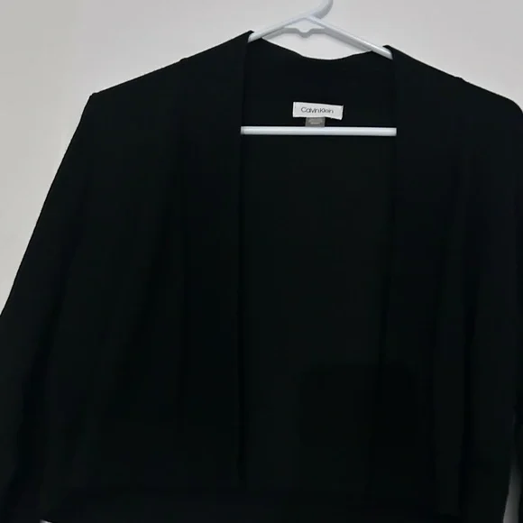 Calvin Klein Elegant Black Cape - Picture 1 of 4